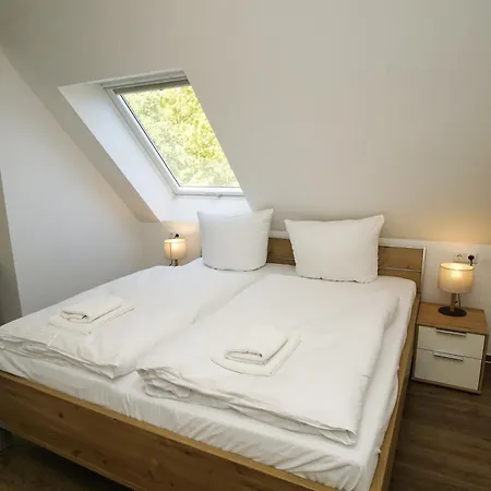 아파트 Rex Rugia Fewo15-5 Mit Schwimmbad Und Saunanutzung Im Ahoi-erlebnisbad Sellin 로베