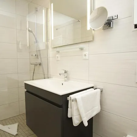 아파트 Rex Rugia Fewo15-5 Mit Schwimmbad Und Saunanutzung Im Ahoi-erlebnisbad Sellin *